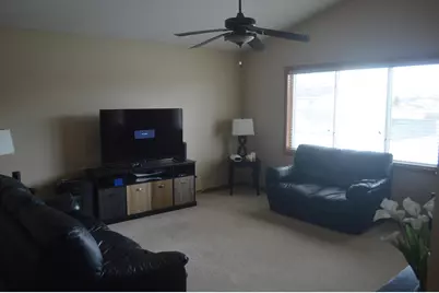 7208 Bracken Pkwy, Hobart, IN 46342 - Photo 7