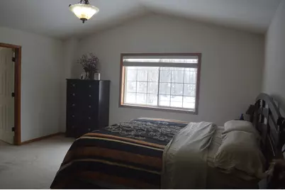 7208 Bracken Pkwy, Hobart, IN 46342 - Photo 13