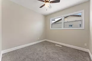 6402 New Hampshire Ave, Hammond, IN 46323 - Photo 13