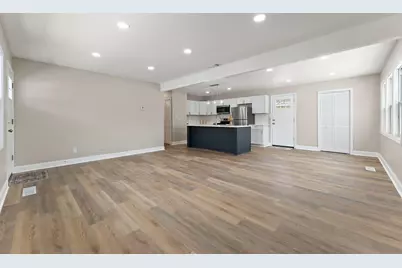 6402 New Hampshire Avenue, Hammond, IN 46323 - Photo 7