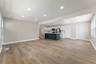 6402 New Hampshire Ave, Hammond, IN 46323 - Photo 7