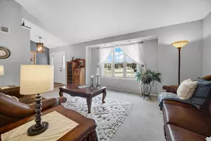 10621 Erie Dr E, Crown Point, IN 46307 - Photo 5