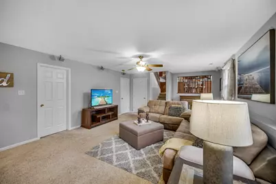 10621 Erie Drive E, Crown Point, IN 46307 - Photo 23