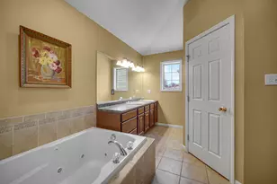 10621 Erie Dr E, Crown Point, IN 46307 - Photo 17