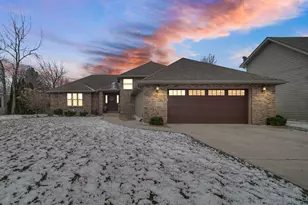 10621 Erie Dr E, Crown Point, IN 46307 - Photo 1