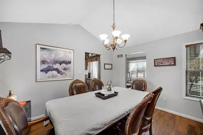 10621 Erie Drive E, Crown Point, IN 46307 - Photo 7