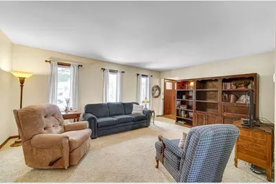 9143 Southmoor Avenue, Highland, IN 46322 - Photo 3