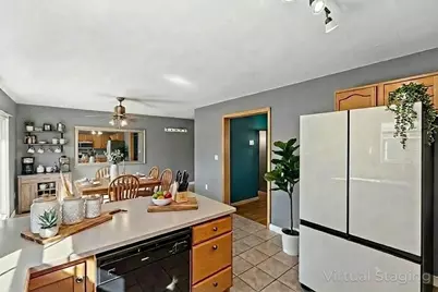 507 Galway Drive, Valparaiso, IN 46385 - Photo 5