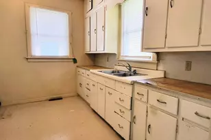 509 N Cullen St, Rensselaer, IN 47978 - Photo 5