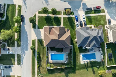 9875 Aster Cove, Saint John, IN 46373 - Photo 39