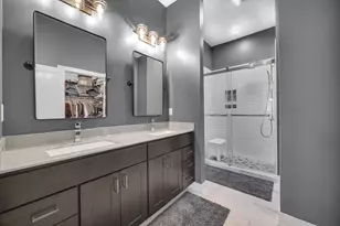 208 Campbell St, Valparaiso, IN 46385 - Photo 11