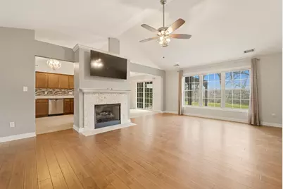 862 Veterans Lane, Crown Point, IN 46307 - Photo 3