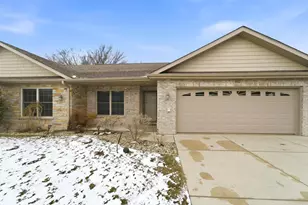 862 Veterans Ln, Crown Point, IN 46307 - Photo 27