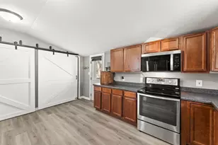 12736 Whitcomb St, Crown Point, IN 46307 - Photo 5