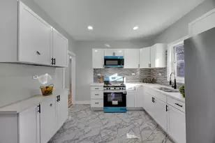 4200 Monroe St, Gary, IN 46408 - Photo 9