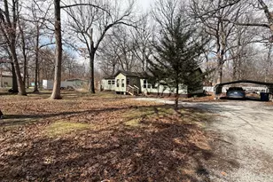 4256 Jonathan Dr, Wheatfield, IN 46392 - Photo 21