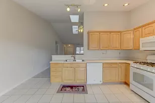 1647 Dogwood Dr, Crown Point, IN 46307 - Photo 15