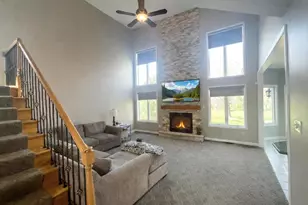 10588 Erie Dr, Crown Point, IN 46307 - Photo 9