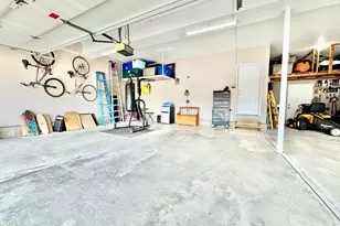 10588 Erie Dr, Crown Point, IN 46307 - Photo 37