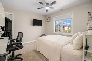 10588 Erie Dr, Crown Point, IN 46307 - Photo 17