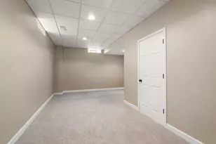 10057 New Devon St, Munster, IN 46321 - Photo 35