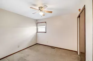 7139 W 83rd Pl, Crown Point, IN 46307 - Photo 11