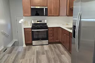 3138 Duluth St, Highland, IN 46322 - Photo 3