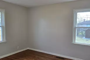 3138 Duluth St, Highland, IN 46322 - Photo 9