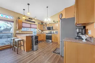 7401 Belplane Ct, Portage, IN 46368 - Photo 13