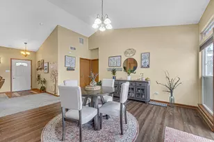 7401 Belplane Ct, Portage, IN 46368 - Photo 9