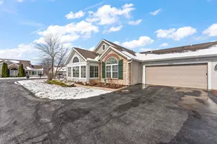 2426 Allison Cir, Valparaiso, IN 46383 - Photo 5