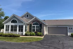 2426 Allison Cir, Valparaiso, IN 46383 - Photo 3