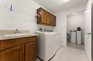 2426 Allison Cir, Valparaiso, IN 46383 - Photo 29