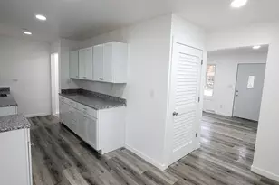 1125 Dallas St, Gary, IN 46406 - Photo 7