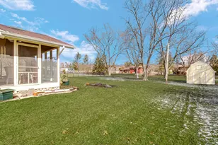 9323 Belmont Ave, Saint John, IN 46373 - Photo 19