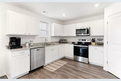 845 W Scipio Drive, La Porte, IN 46350 - Photo 7