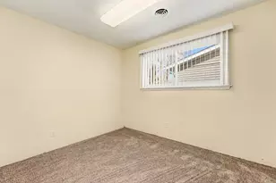 736 N Glenwood Ave, Griffith, IN 46319 - Photo 17