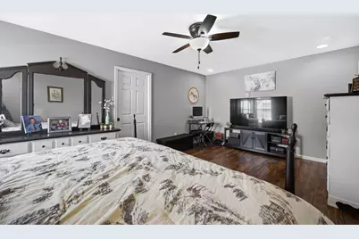 1913 Holly Street SE, Demotte, IN 46310 - Photo 17