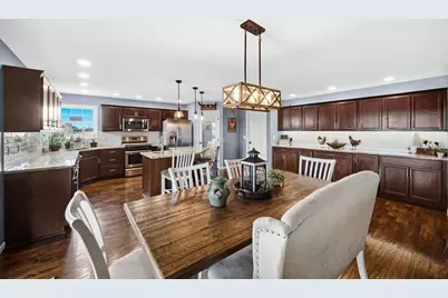 1913 Holly Street SE, Demotte, IN 46310 - Photo 9