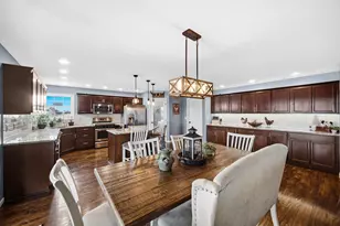 1913 Holly St SE, Demotte, IN 46310 - Photo 9