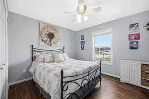 1913 Holly St SE, Demotte, IN 46310 - Photo 19