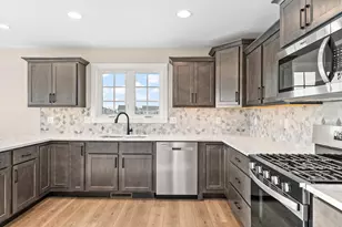 13973 Blue Sky Ct, Saint John, IN 46373 - Photo 7
