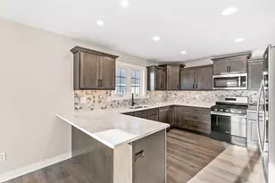 13973 Blue Sky Ct, Saint John, IN 46373 - Photo 7