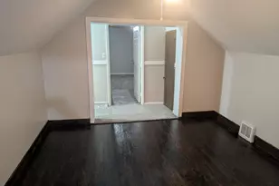 411 N Union St, Hobart, IN 46342 - Photo 9