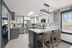 303 Burnham St, Lowell, IN 46356 - Photo 3