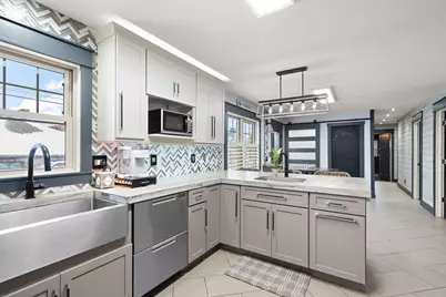 303 Burnham Street, Lowell, IN 46356 - Photo 5