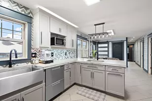 303 Burnham St, Lowell, IN 46356 - Photo 5