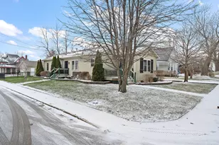 303 Burnham St, Lowell, IN 46356 - Photo 27