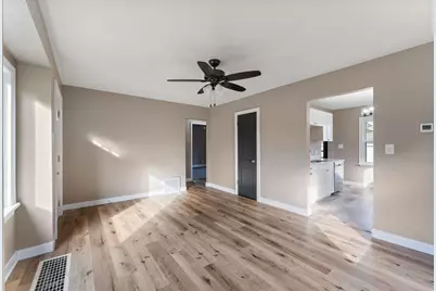 301 W Bates Street, Hebron, IN 46341 - Photo 3