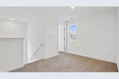 187 Cressmoor Boulevard, Hobart, IN 46342 - Photo 17